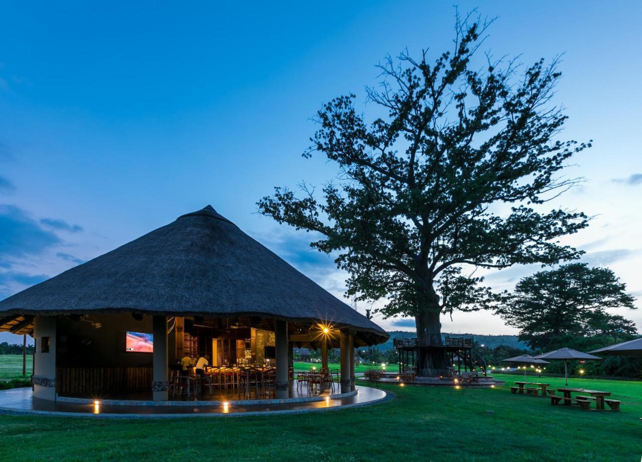 The Royal Senchi Hotel And Resort Akosombo Exterior photo